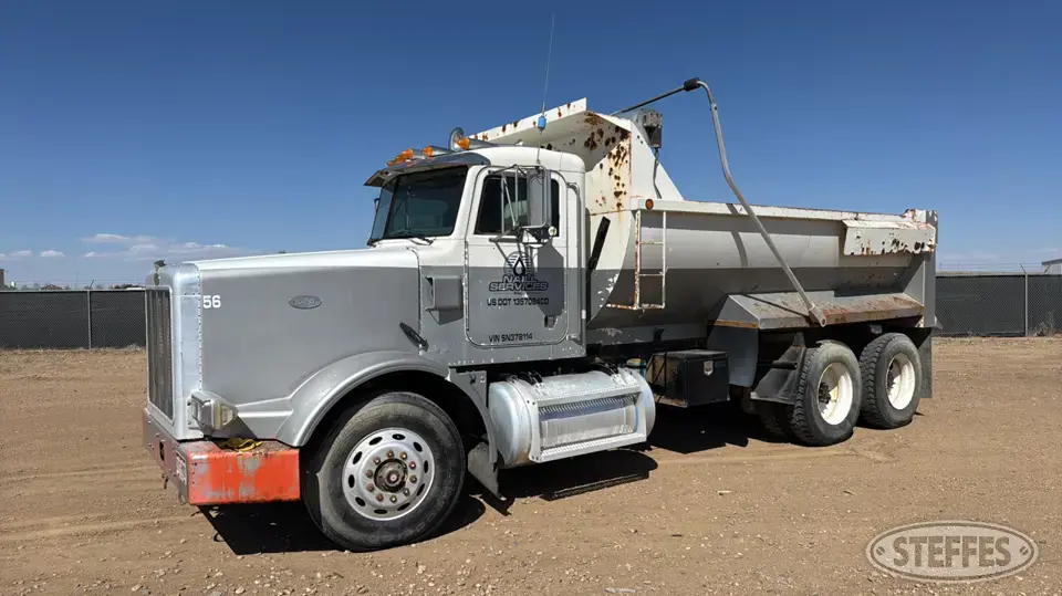 1995 Peterbilt 378 Dump Truck
