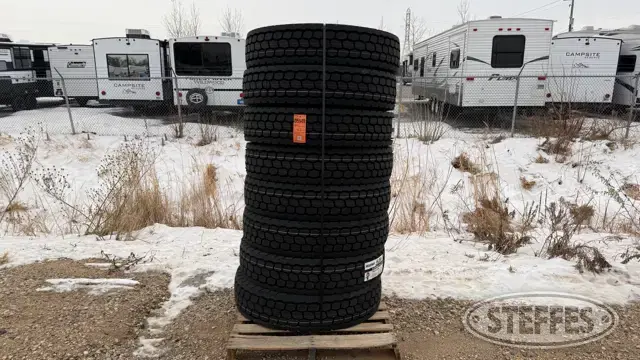 (8) Headway HLD811 11R22.5 tires