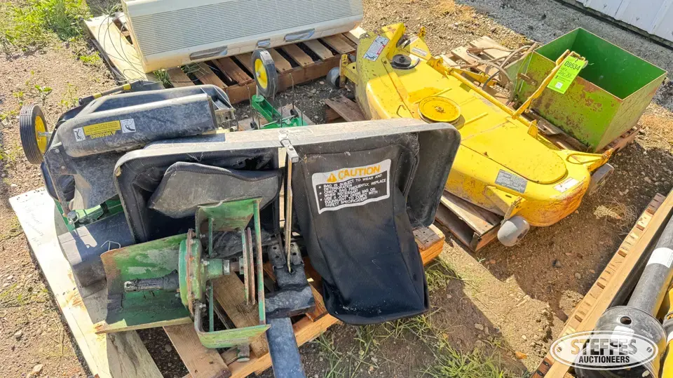 John Deere 318 lawn tractor parts