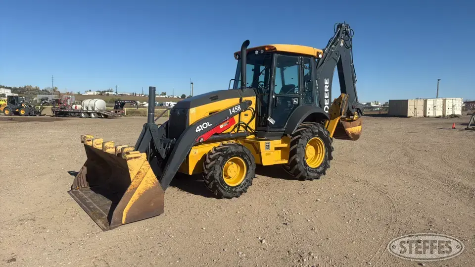 2020 Deere 410L Loader Backhoe