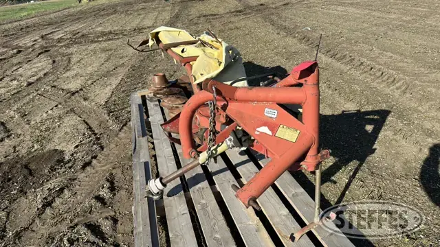 New Holland 452