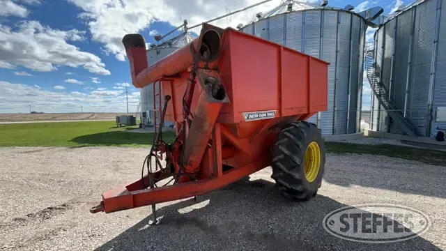 United Farm Tools 444