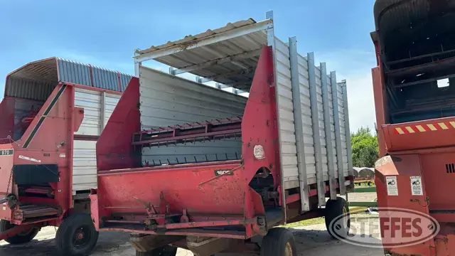 Gehl 1600