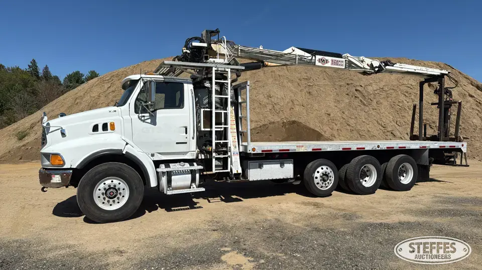 2005 Sterling L9500 Boom Truck