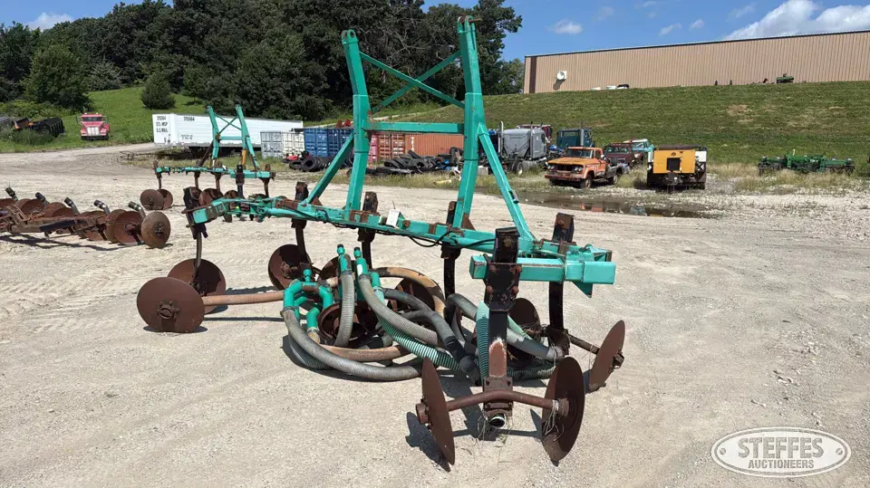 Houle tool bar Manure Application Equipment