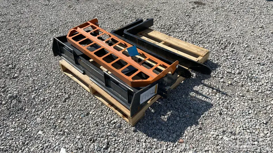Land Honor PF-11-3500G Skid Steer Fork