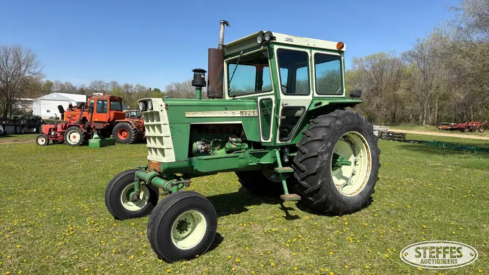 1974 Oliver 1755 2WD Tractor