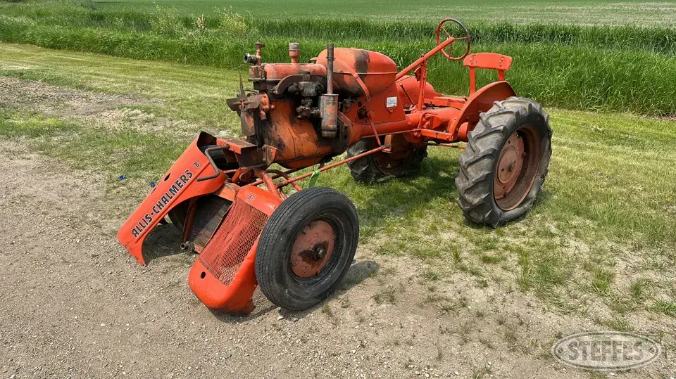Allis-Chalmers B Collectible Tractor