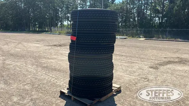 (8) Invovic FM750 11R24.5 tires