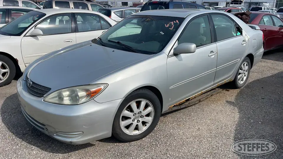2002 Toyota Camry XLE Car