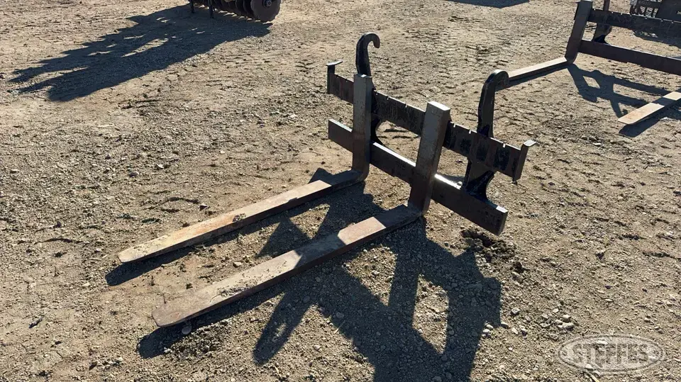 Deere Loader Attachment