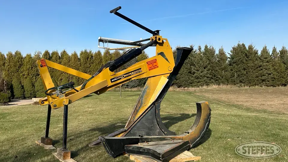 2020 Soil-Max Gold Digger Stealth ZD Cable Plow