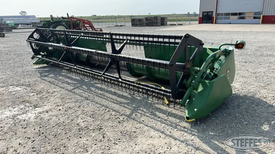 1990 John Deere 920 Flex Head