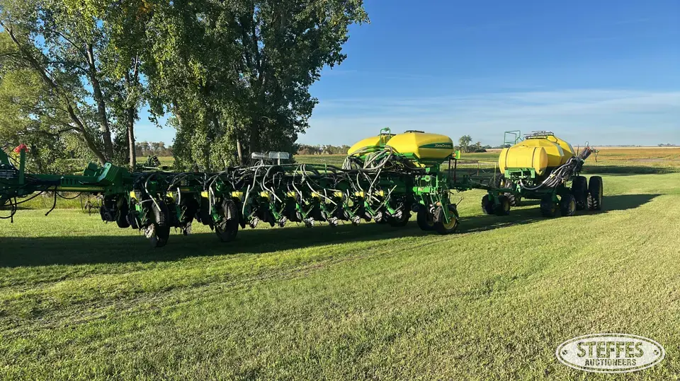 2014 John Deere 1770NT 12 or More Row Planter