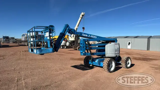 2008 Genie Z-45/25