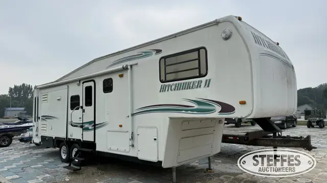 1999 NuWa Hitchhiker II