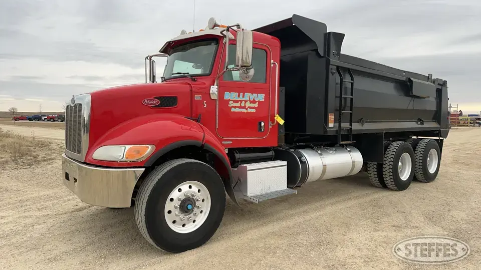 2016 Peterbilt 348 Dump Truck