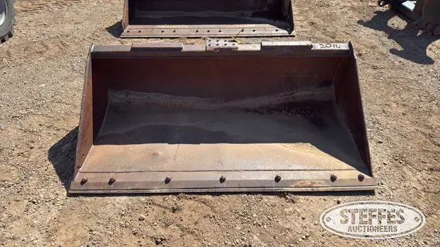 Deere C66 Worksite Pro