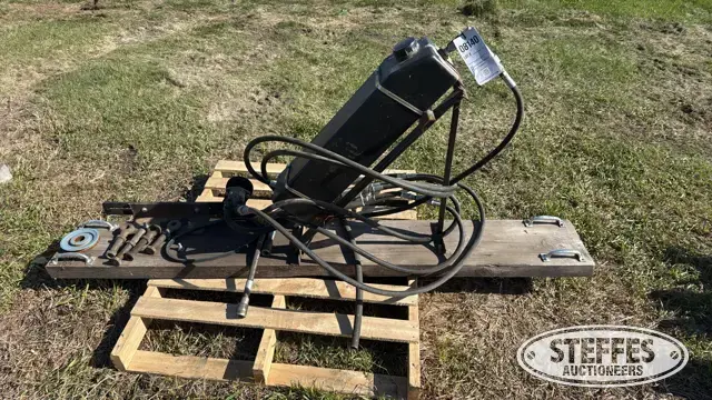 Self-contained hyd. system