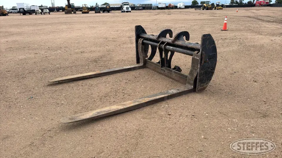 CAT Loader Attachment