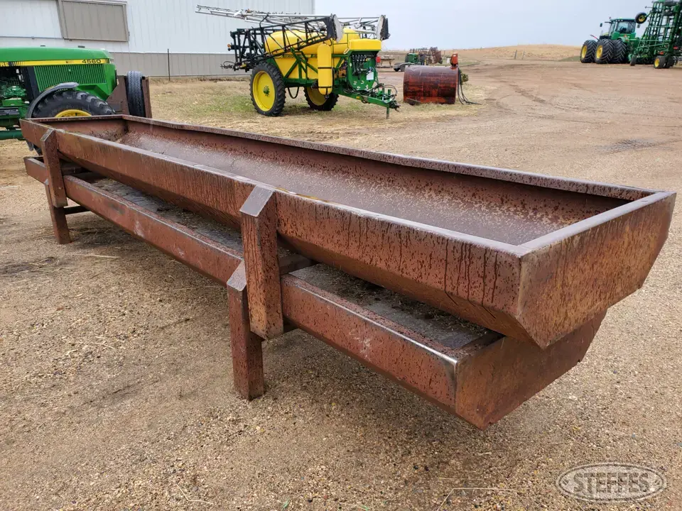 Werk-Weld Feeders and Bunk