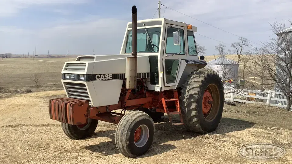 1979 Case 2390 2WD Tractor