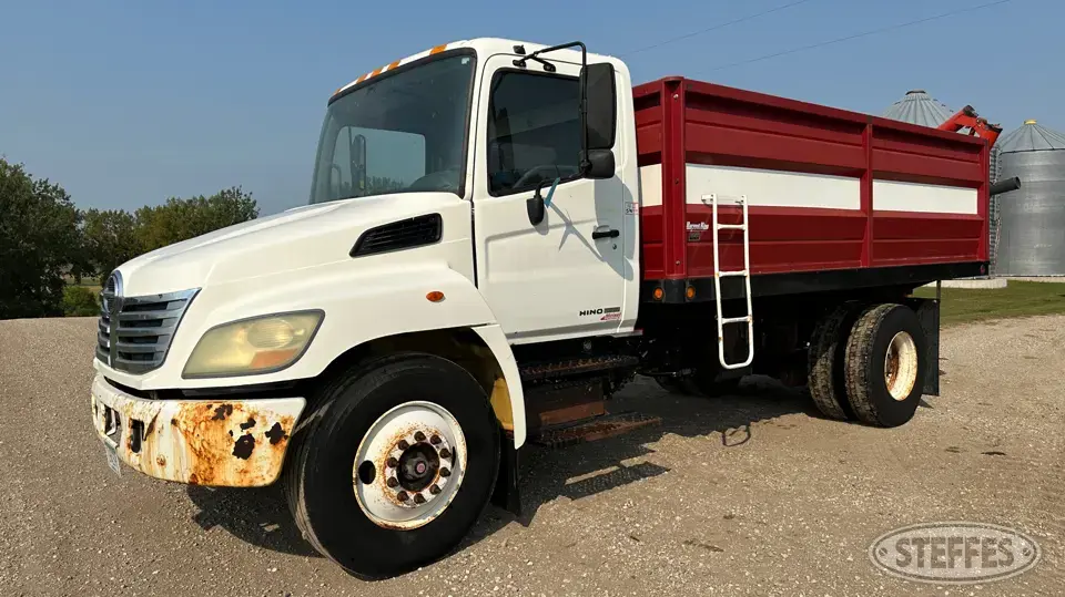 2007 Hino 338 Single Axle Boxed Truck