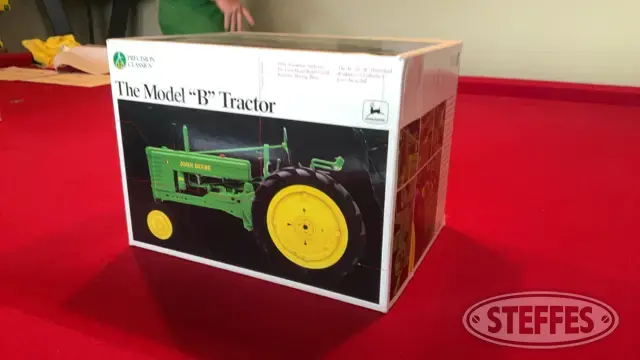 John Deere B Precision Classics #12