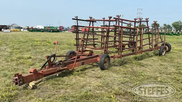 Melroe 400