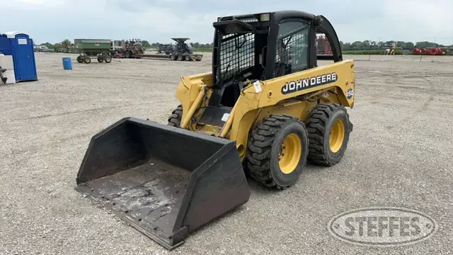 2000 John Deere 250