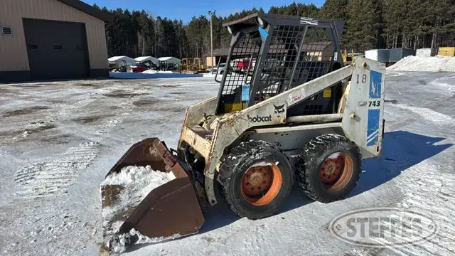1986 Bobcat 743