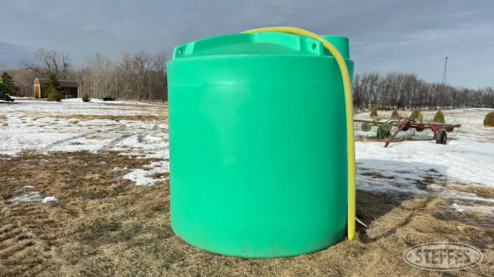 Enduraplas 1,750 gal. upright poly tank