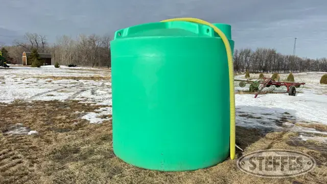 Enduraplas 1,750 gal. upright poly tank