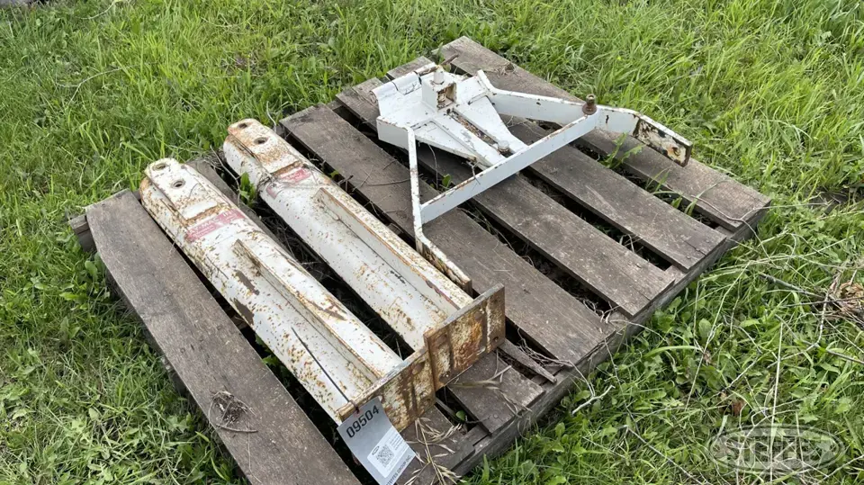 RayMac rear implement hitch Tractor Part