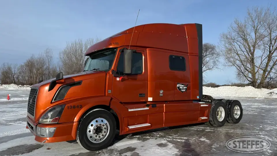 2013 Volvo VNL730 Conventional Truck with Sleeper