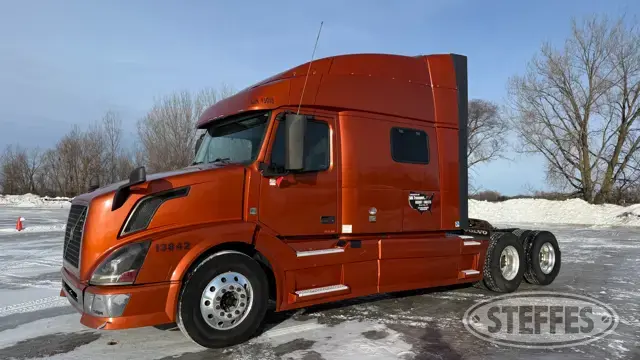 2013 Volvo VNL730