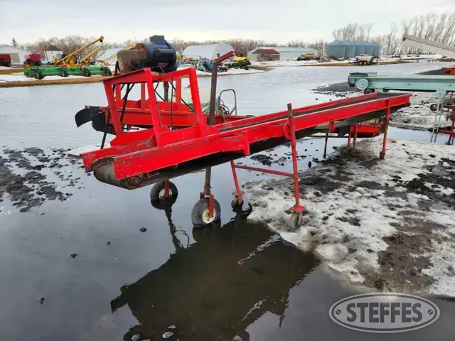 Potato conveyor