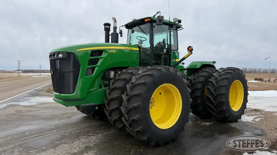 2010 John Deere 9330 4WD Tractor
