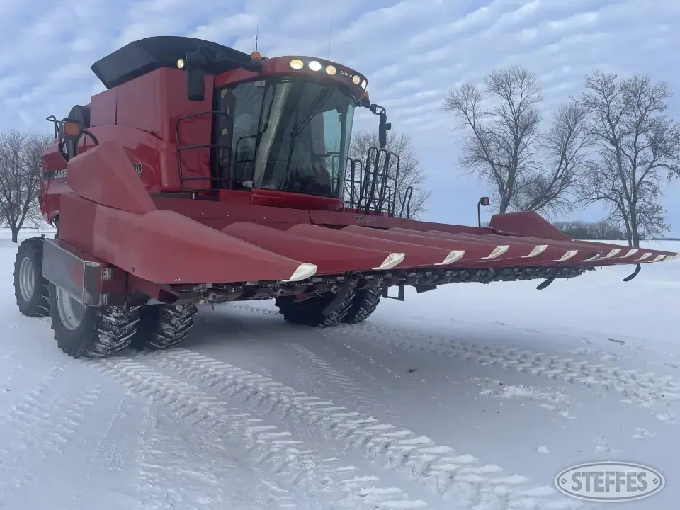 Case IH 1083 Corn Head