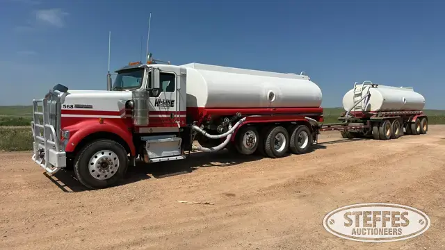 2007 Kenworth W900 4,200 gal.