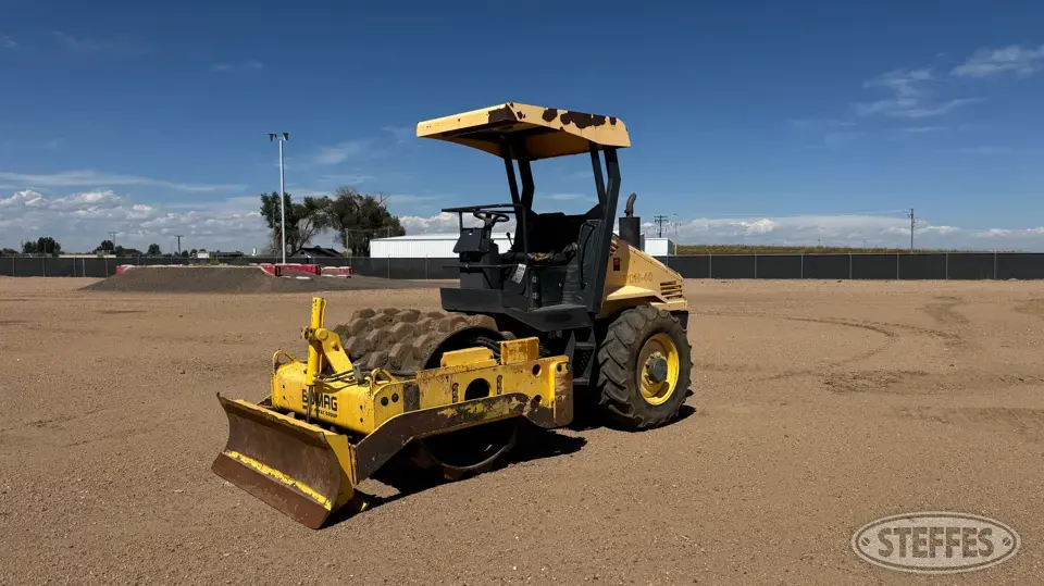 2012 Bomag BW145D Self-Propelled Smooth Drum Compactor