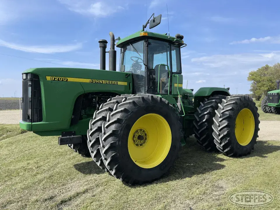 1998 John Deere 9200 4WD Tractor