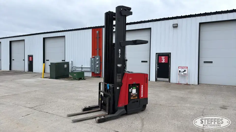 Raymond 740 R45TT Warehouse Forklift