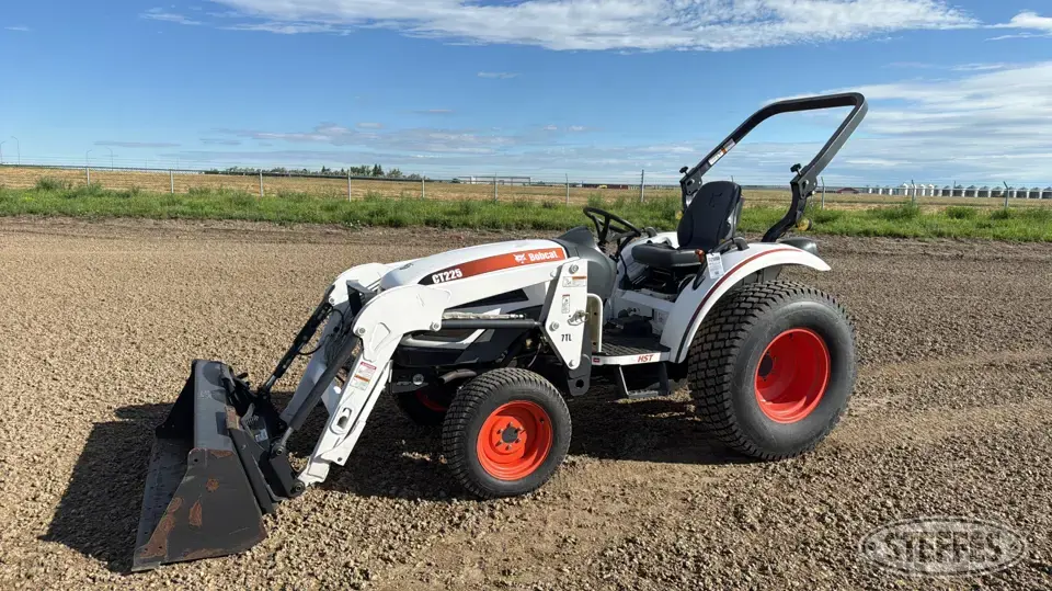Bobcat CT225 MFWD Tractor