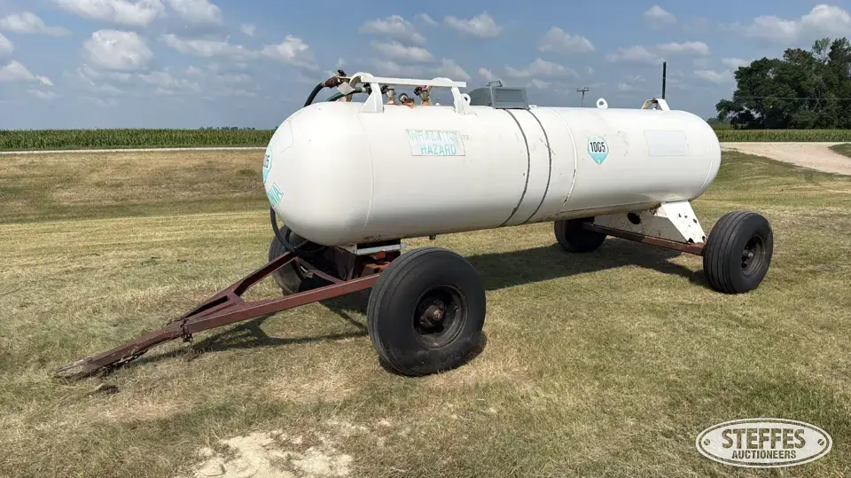 Trinity 1,000 gal. NH3 tank NH3 Trailers-Tank