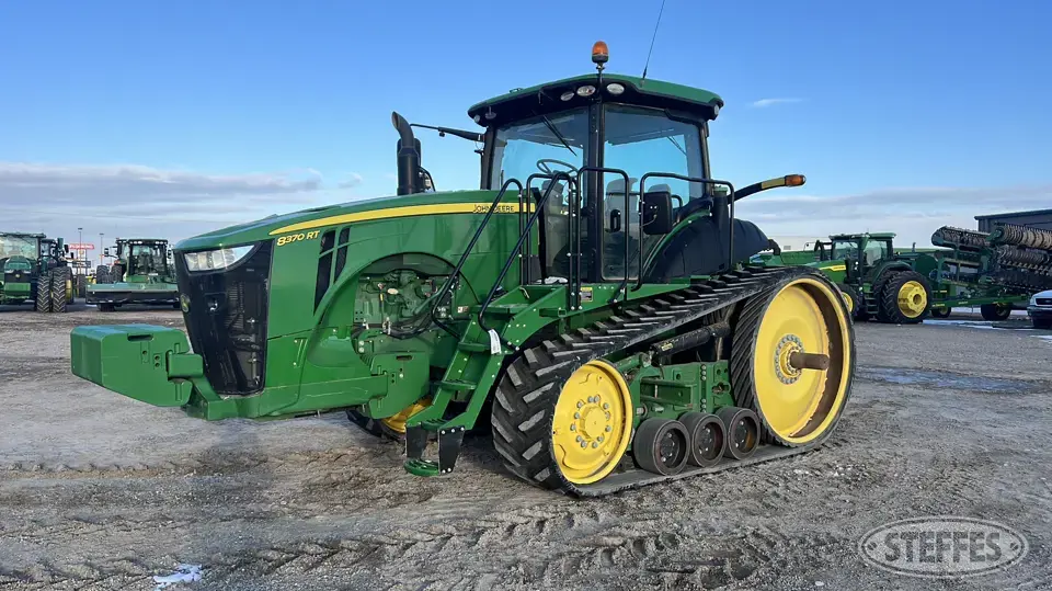2017 John Deere 8370RT Track Tractor