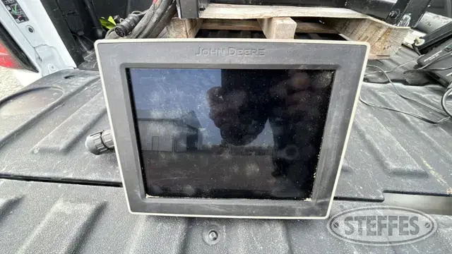 John Deere 4240