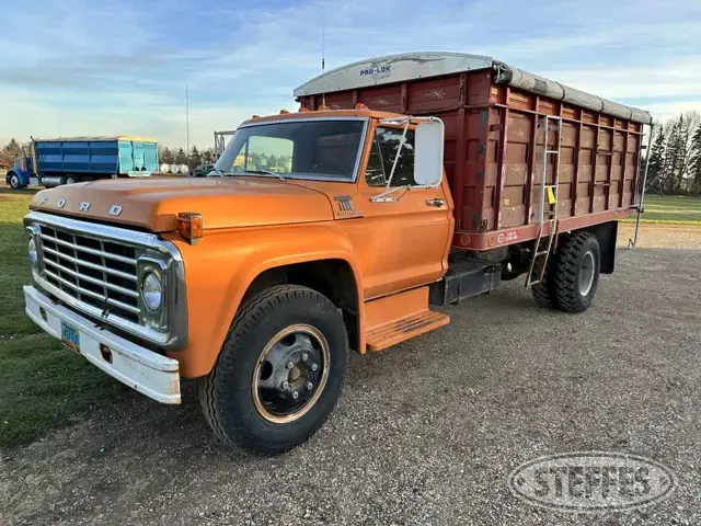 1974 Ford F600