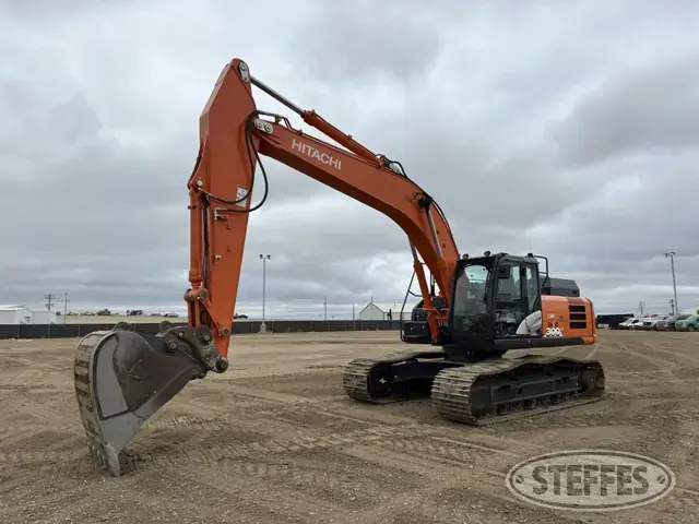 2019 Hitachi 300ZX