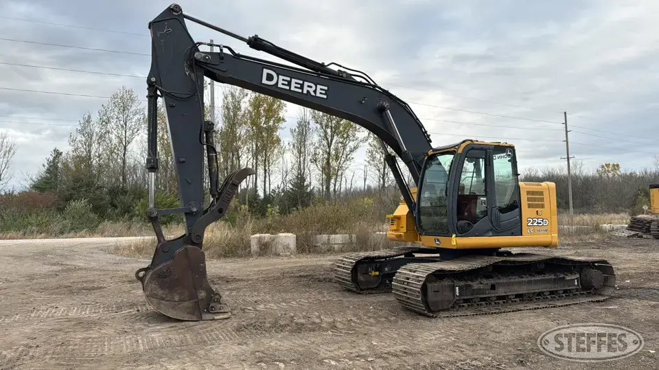 2012 Deere 225D LC Excavator